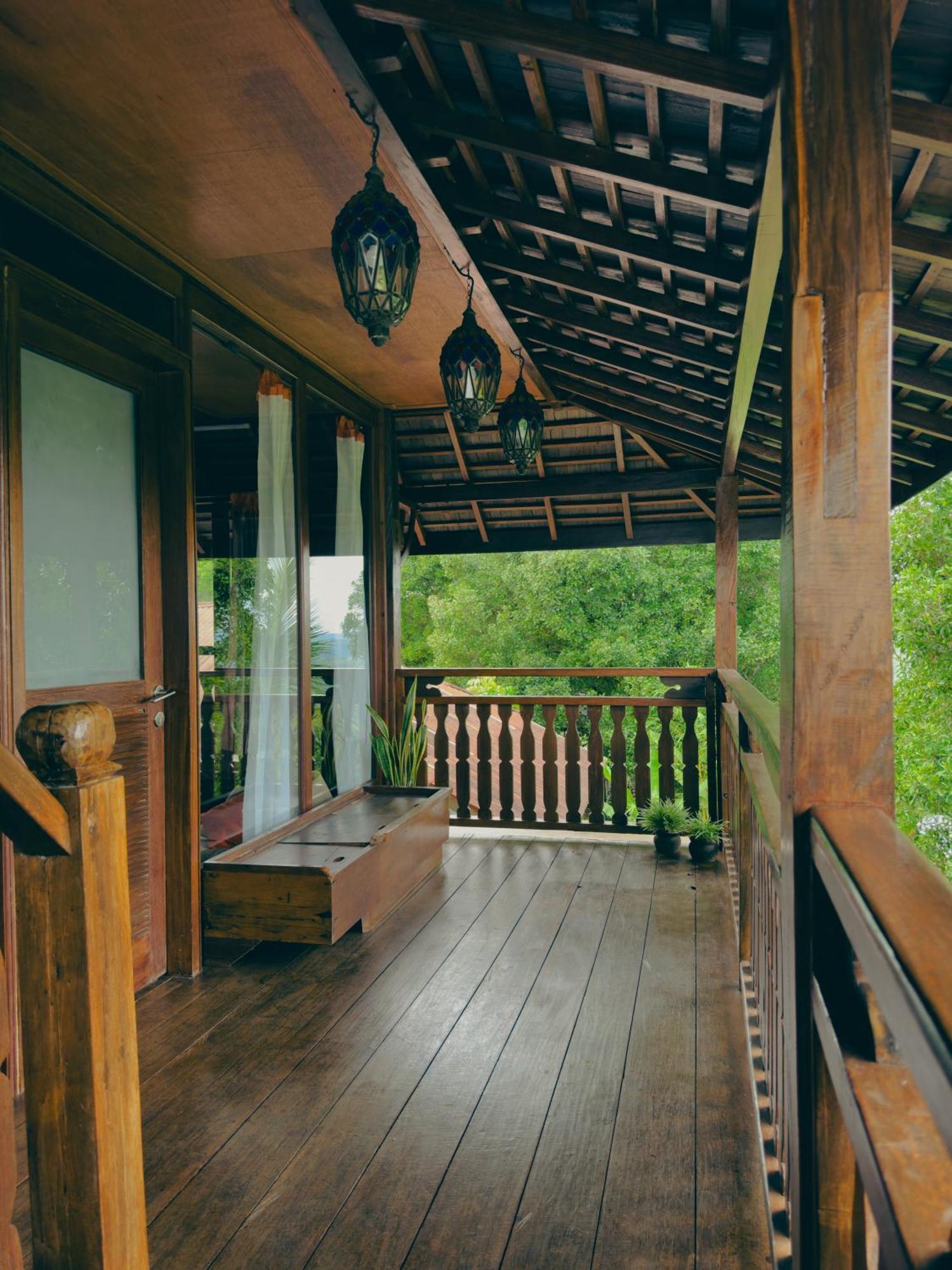 Munduk Tjeraki House Guest House Exterior photo