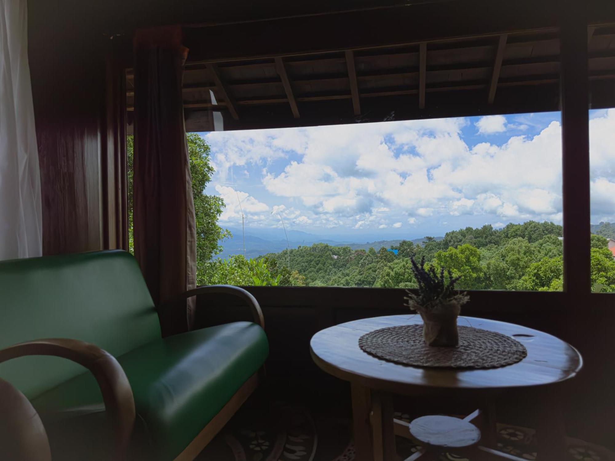 Munduk Tjeraki House Guest House Exterior photo