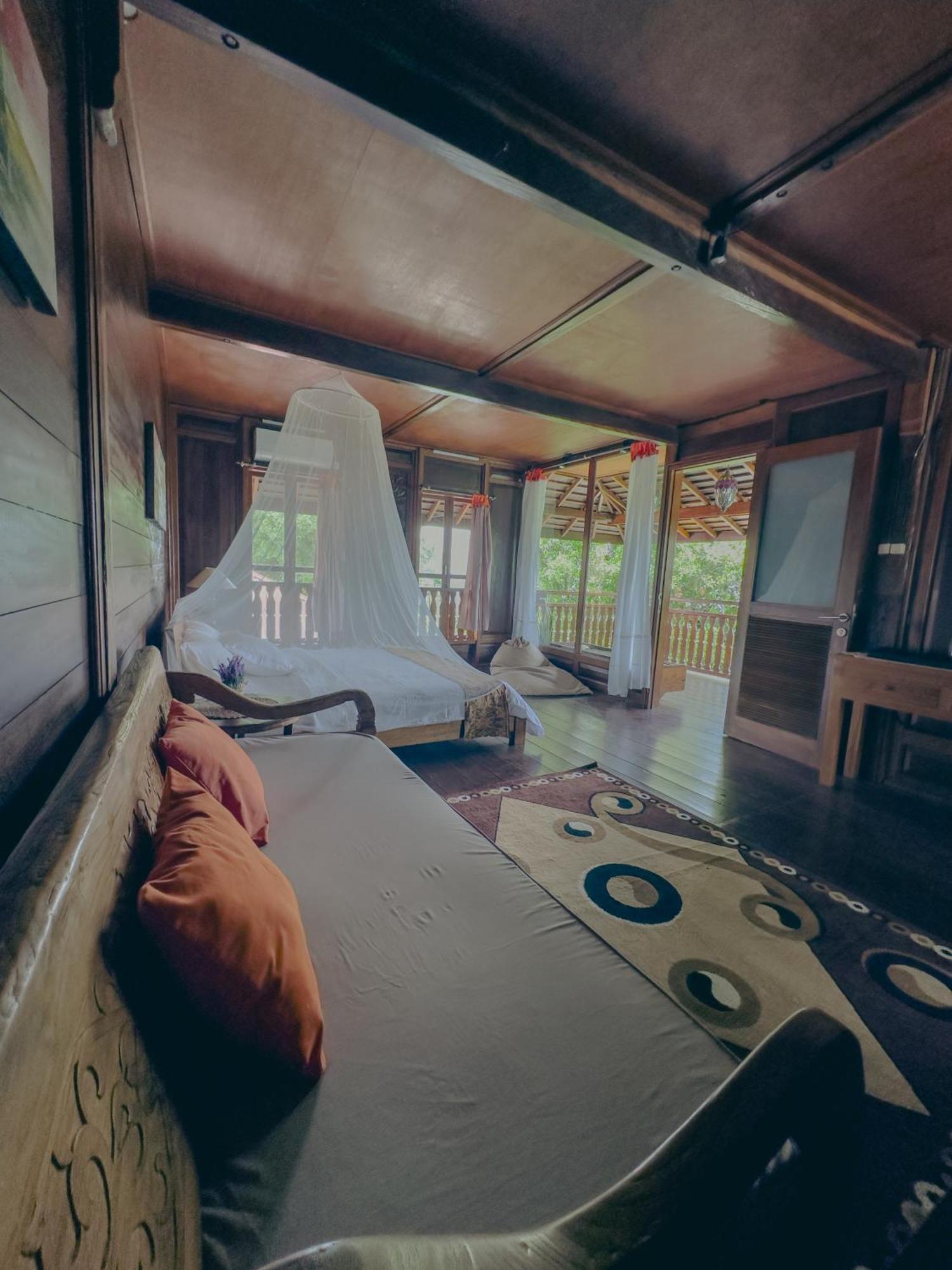Munduk Tjeraki House Guest House Exterior photo