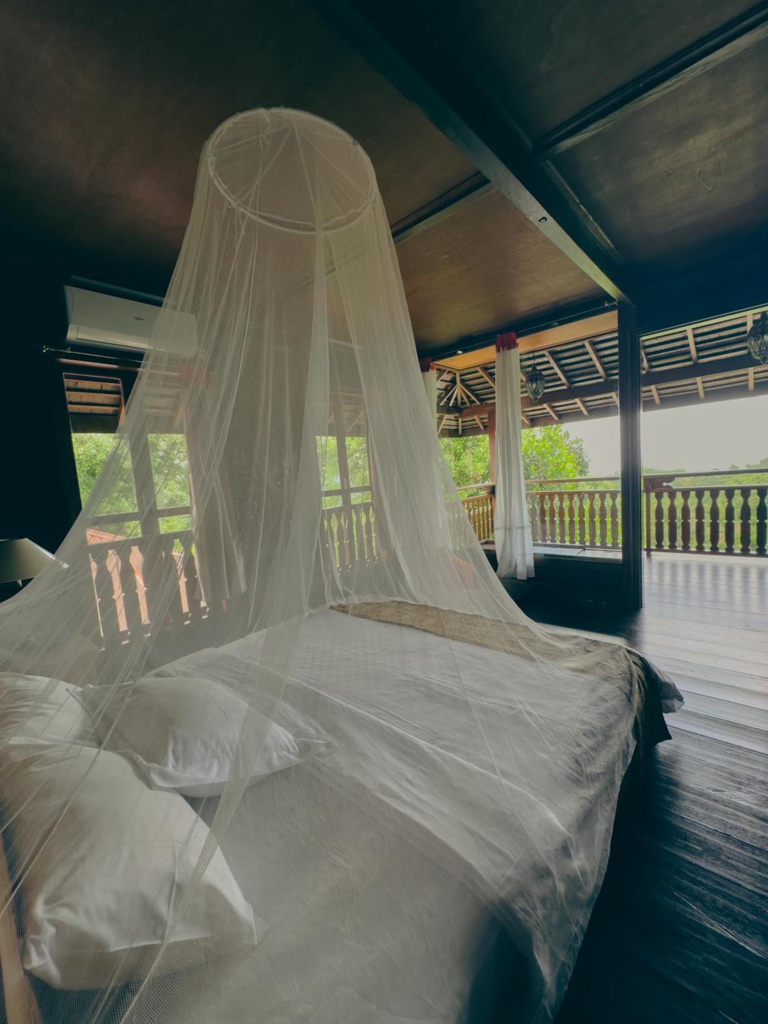Munduk Tjeraki House Guest House Exterior photo